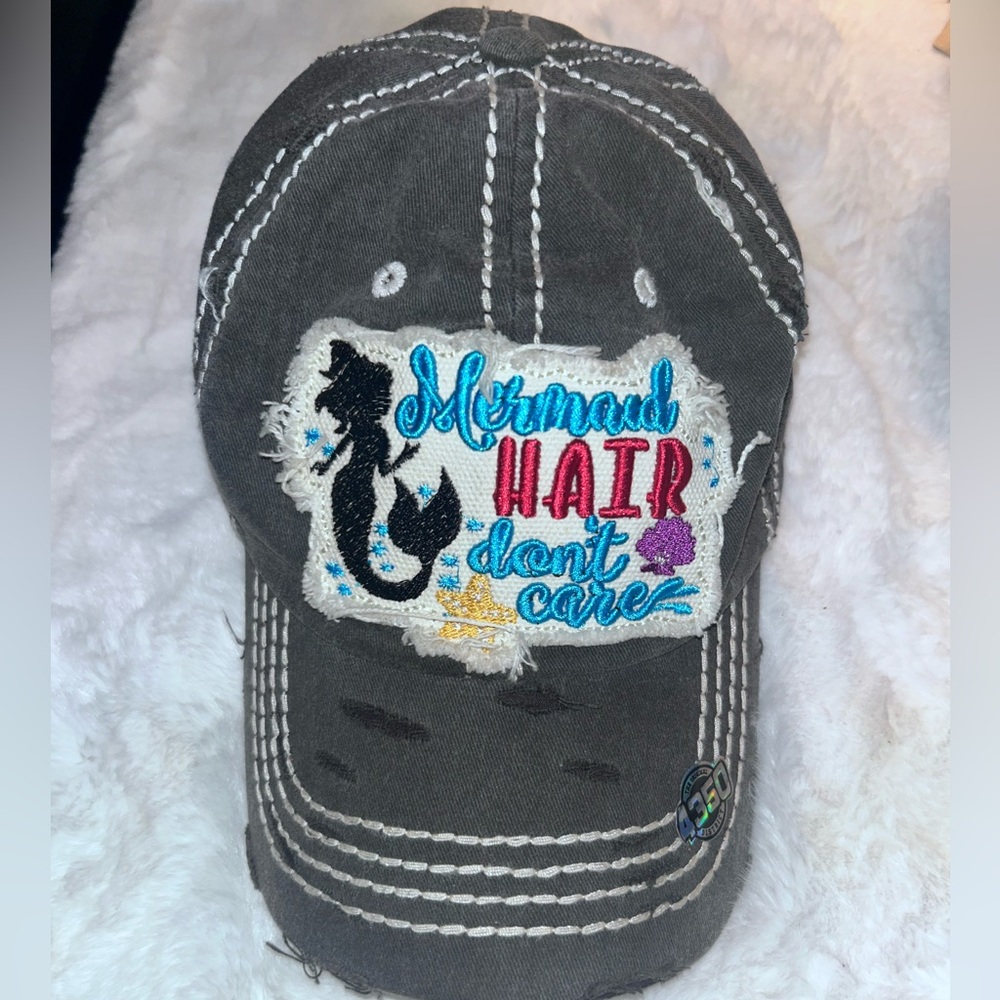 4350 District mermaid hair
Don’t care  Distressed Hat Cap Black Southern